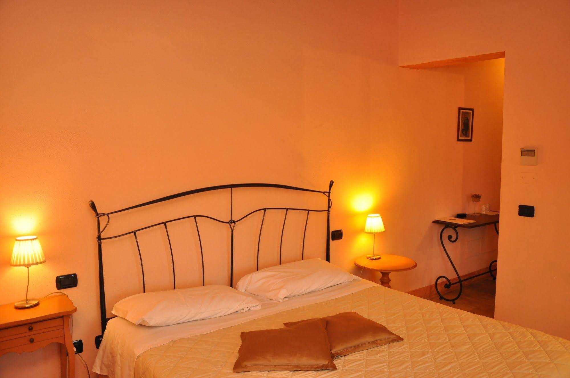 Borgo San Giusto Pensionat Empoli Exteriör bild
